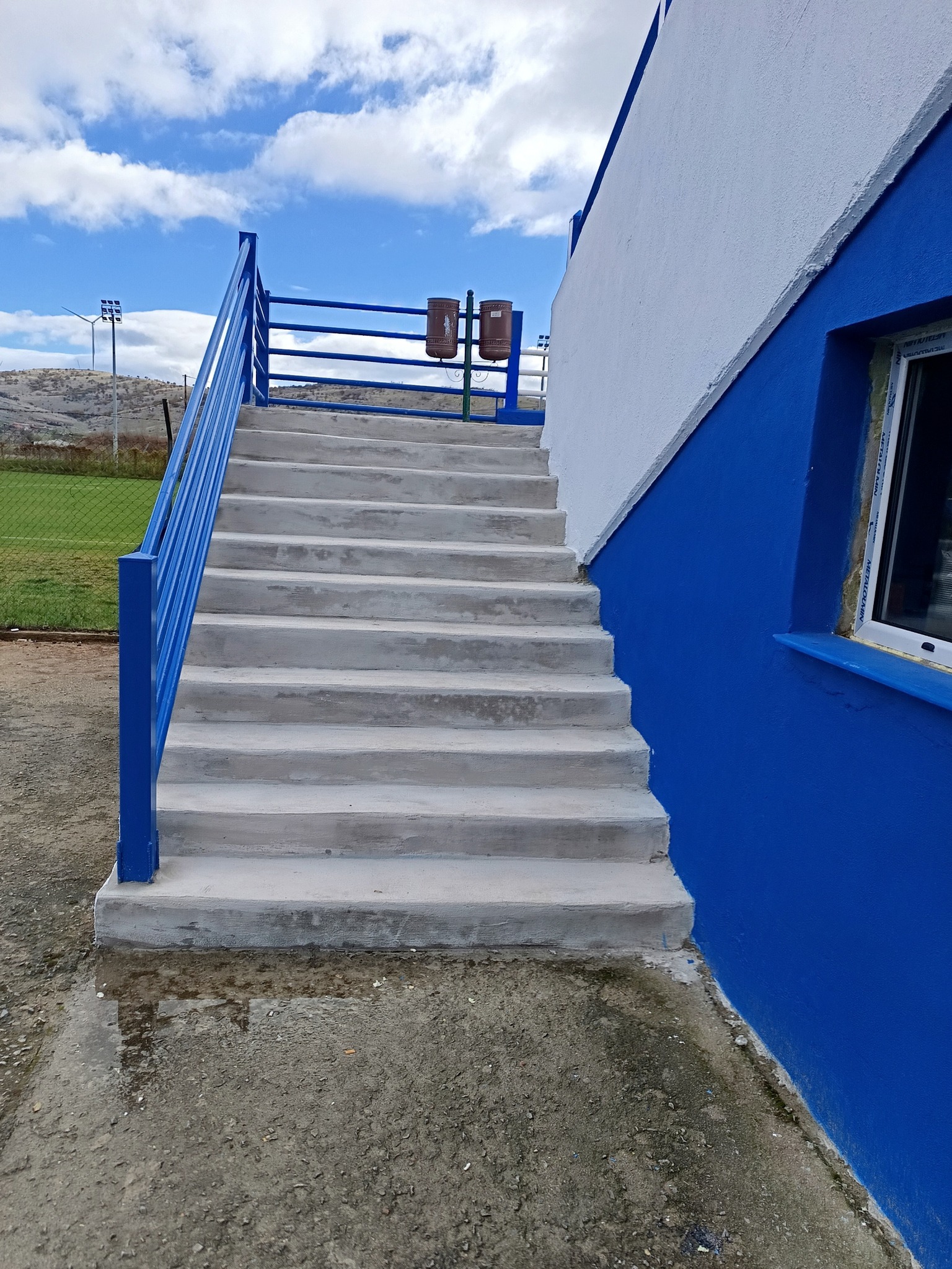 Συνεχίζονται οι εργασίες βελτίωσης στο γήπεδο της Γαλατινής